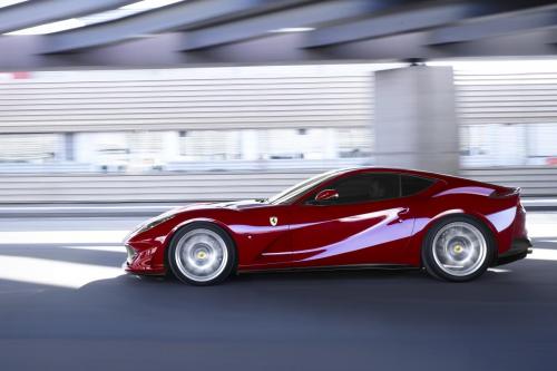 ferrari-812-superfast-14