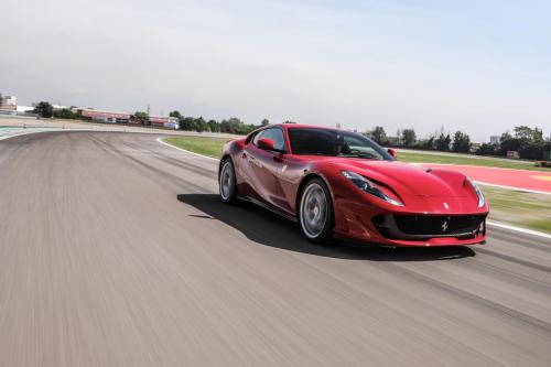 ferrari-812-superfast-34