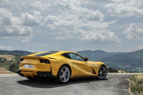 ferrari-812-superfast-39